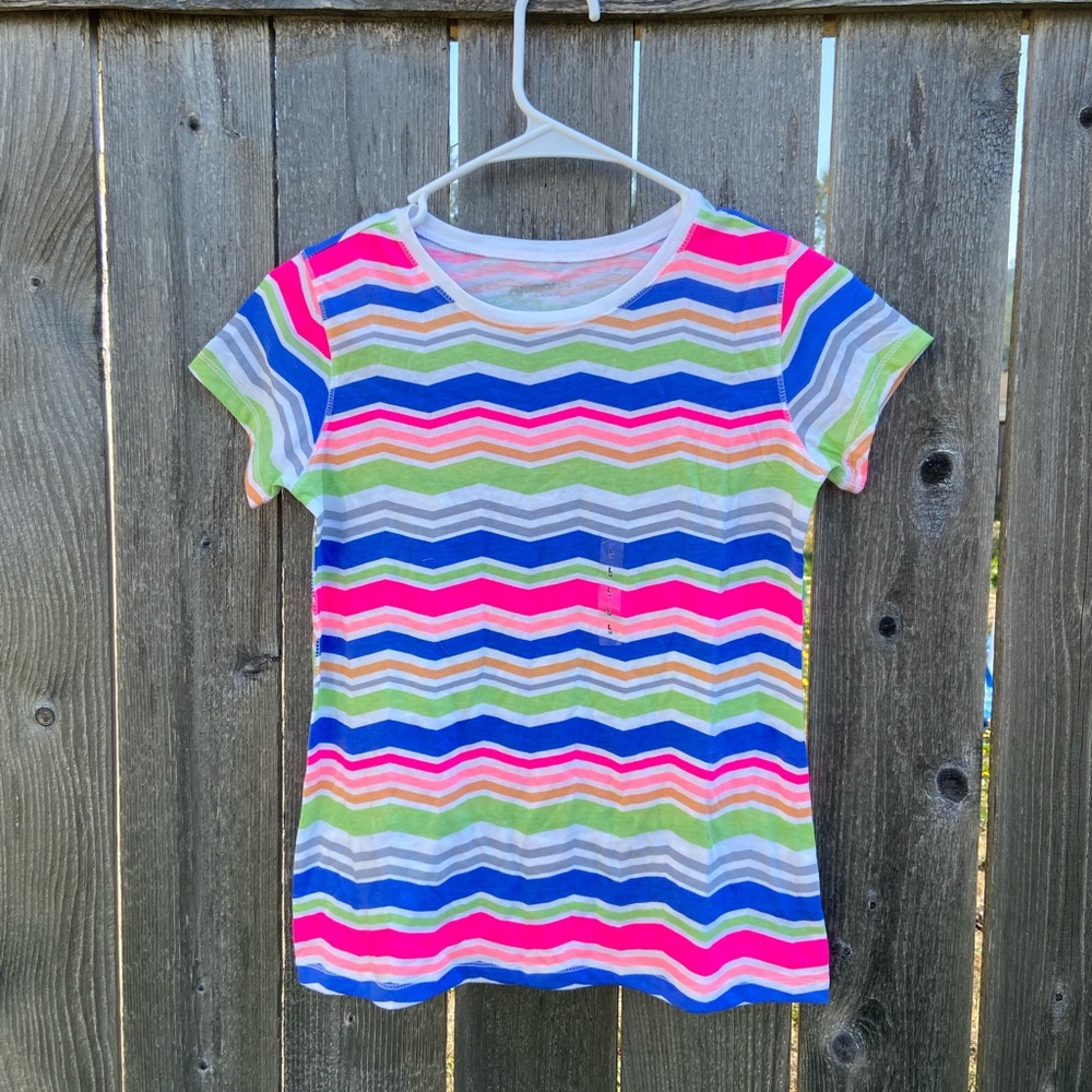 Multi-color Arizona chevron t-shirt -large